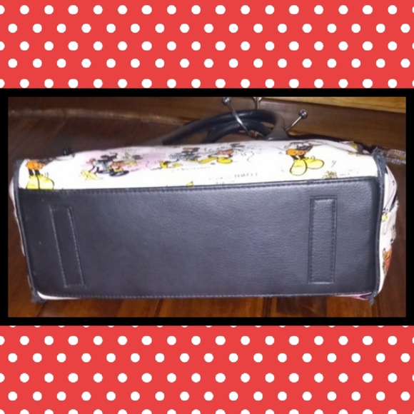 Mickey Mouse purse - Picture 2 of 15